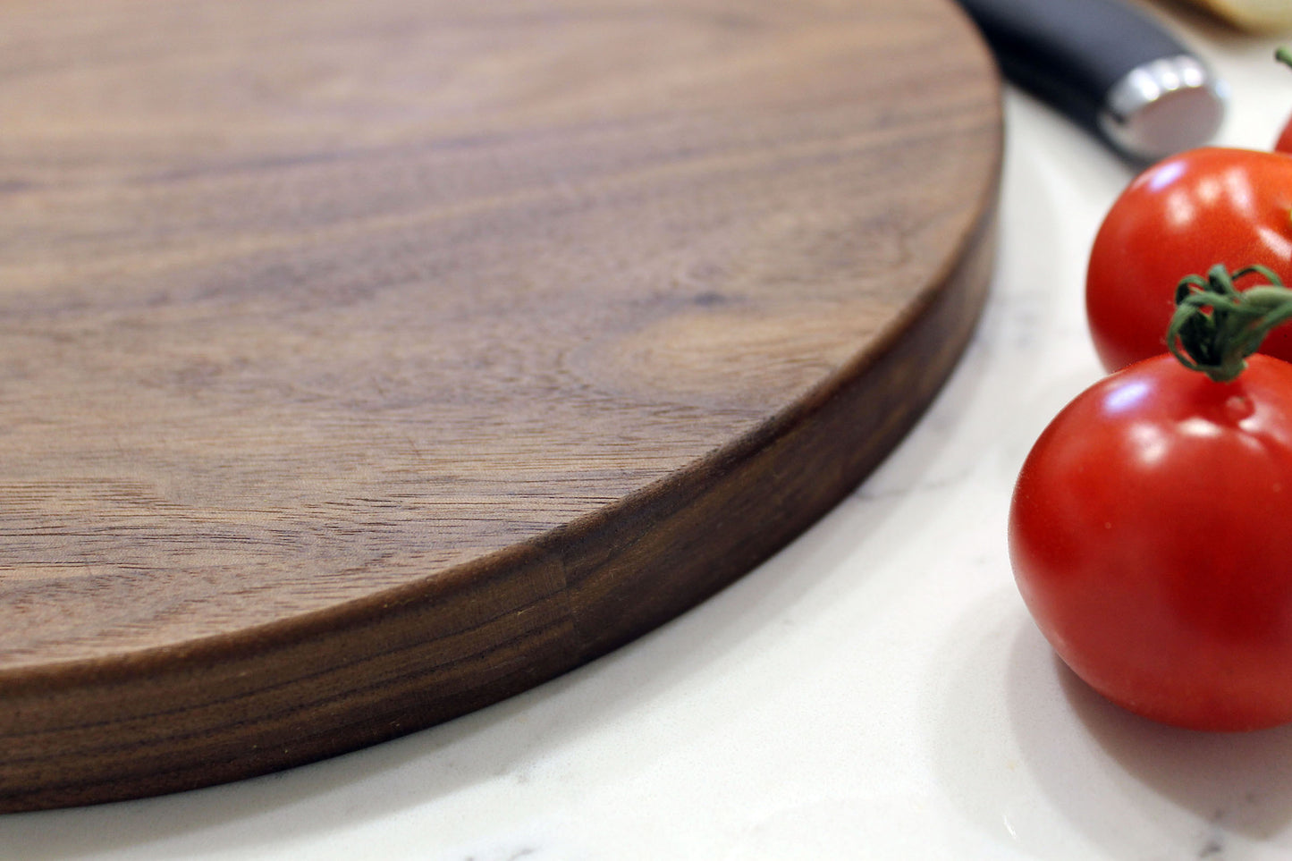 Personalized Cutting Board | Walnut Round 13" x 13"